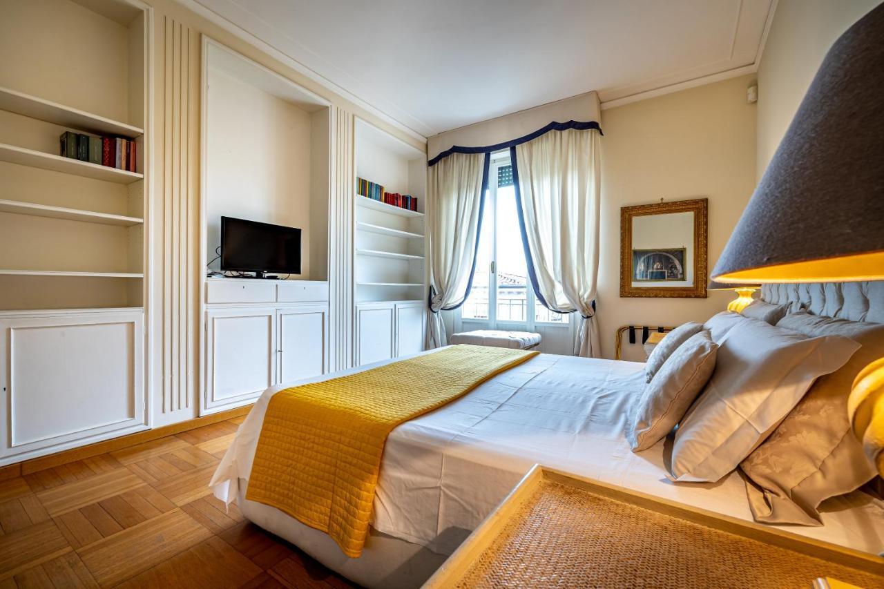 Yid D'Azeglio Luxury Apartment With Parking Флоренция Екстериор снимка