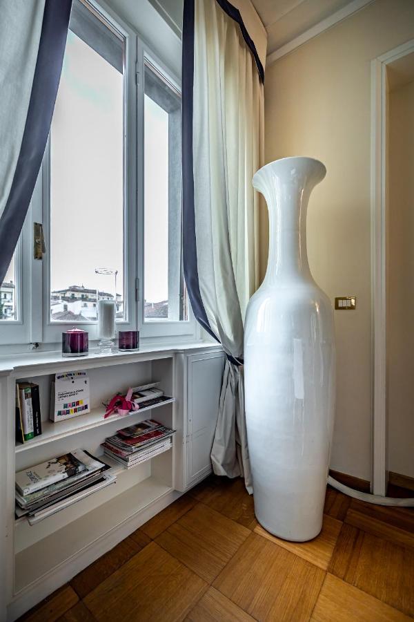 Yid D'Azeglio Luxury Apartment With Parking Флоренция Екстериор снимка