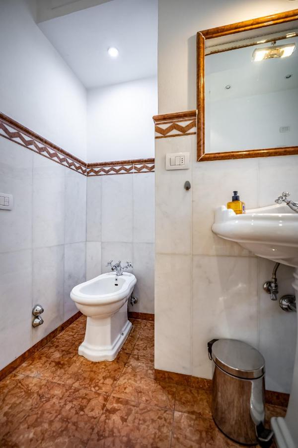 Yid D'Azeglio Luxury Apartment With Parking Флоренция Екстериор снимка